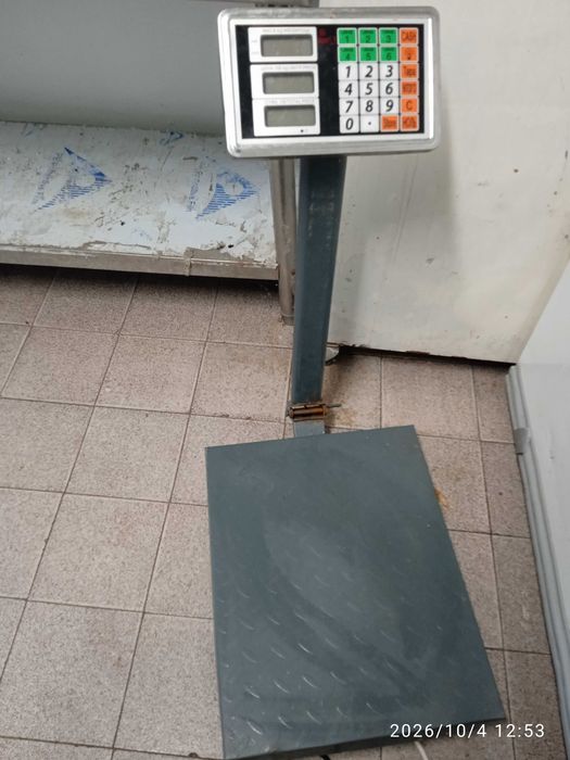 електронен кантар за промишлени цели до 150 кг.