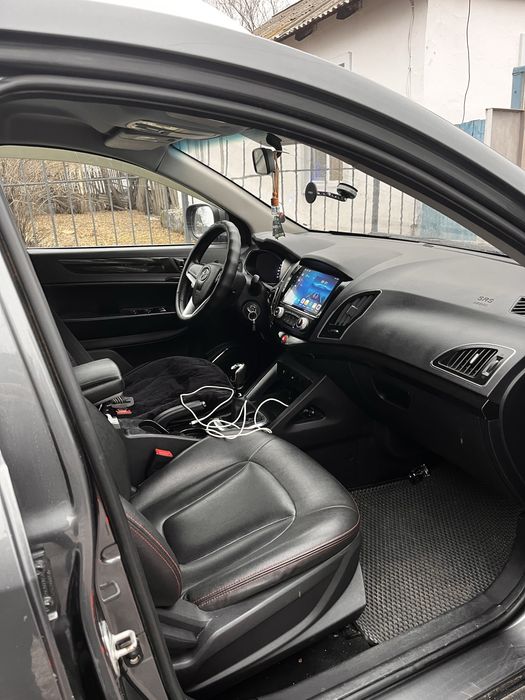 Продам  jac s5 в отличном состояний