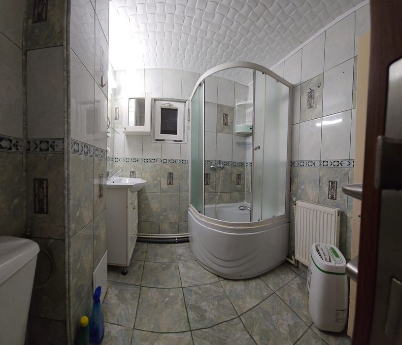 Vand apartament 2 camere decomandate, Micro 16.