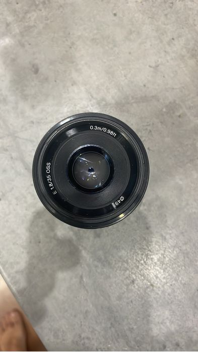 Продается sony 35mm 1.8