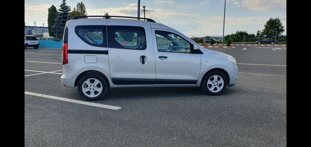 Dacia DOKKER 5 locuri