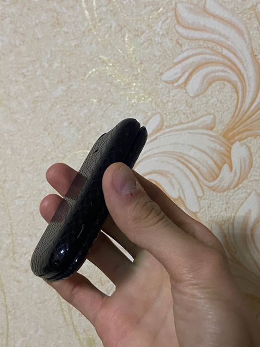 Samsung gusto 3 sotiladi