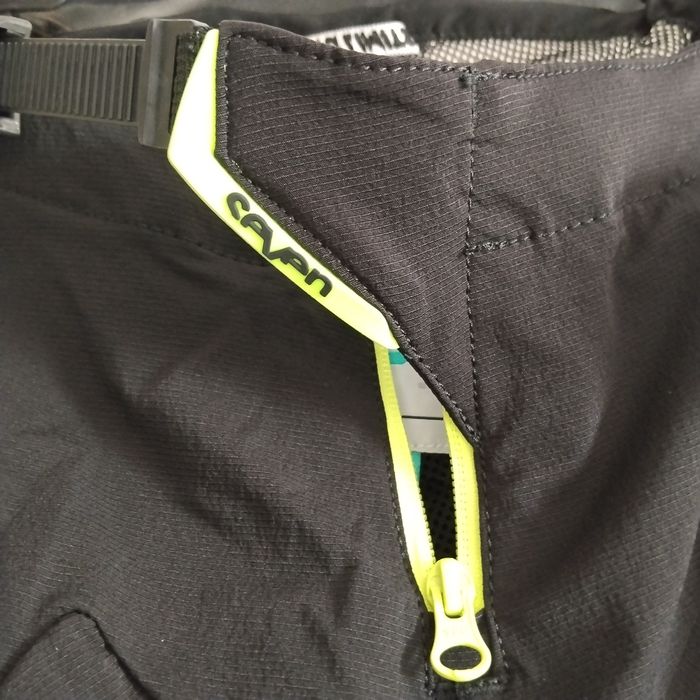 Pantaloni  Seven