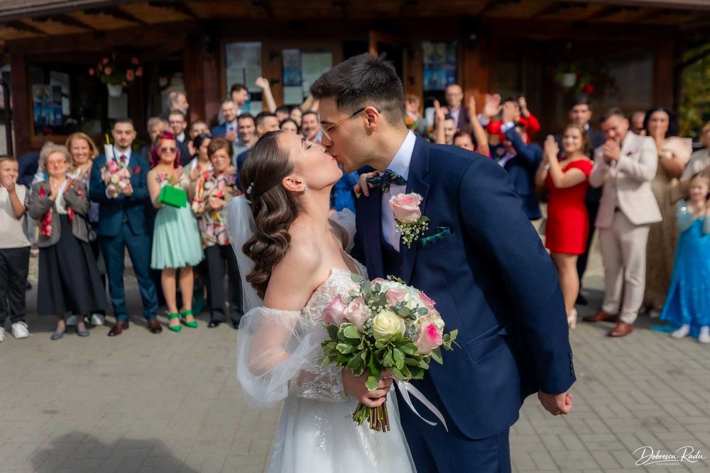 Fotograf Cameraman Evenimente Nunta Botez Cununie Foto Video