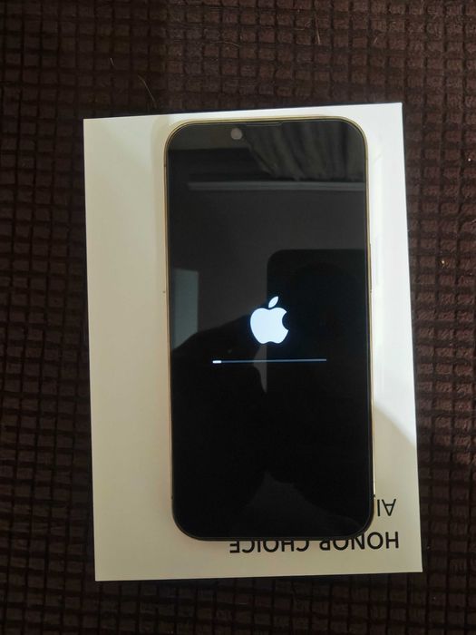 Продавам iPhone 13 pro