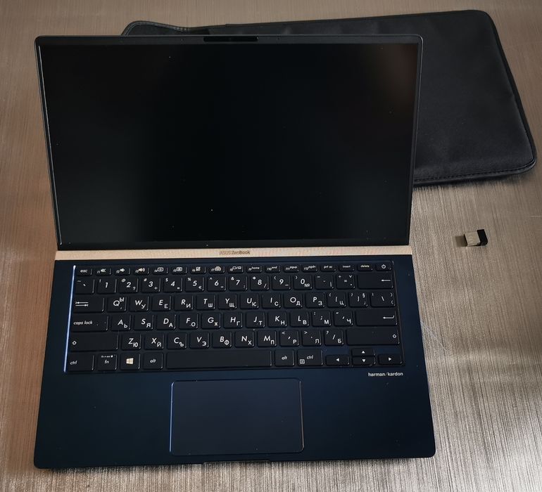 Asus Zenbook UX433F