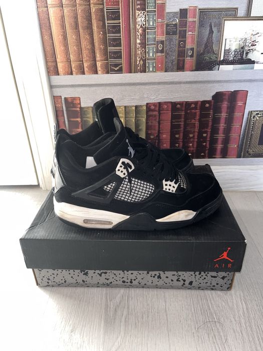 продаю 4джорданы дёшево