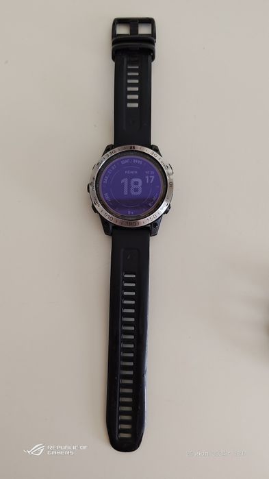 Продам смарт часы Garmin Fenix 7 Sapphire Solar.