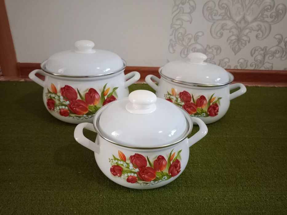 Продам набор кастрюль