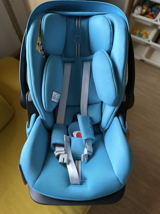 Детско столче Cybex  cloud G i size с база Isofix G