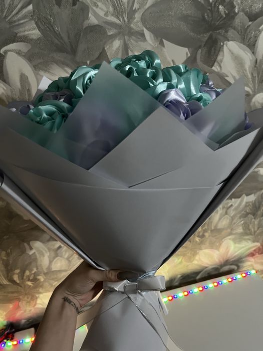 Букет из атласной ленты