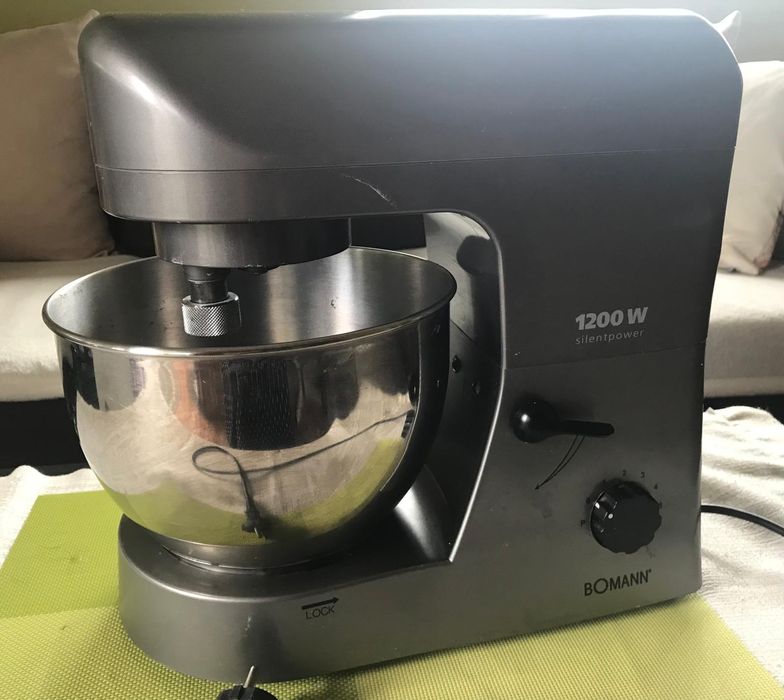 Кухненски робот Bomann KM 370 CB
