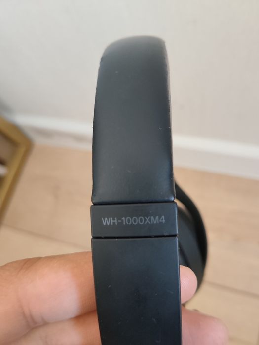 Продам Наушники Sony оригинал