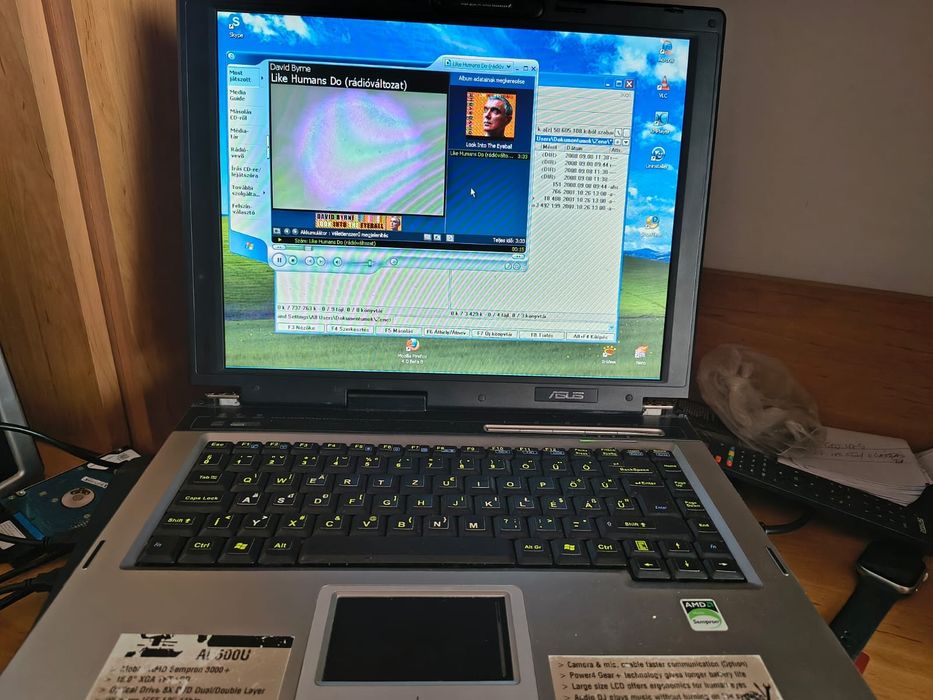 Vind Asus    A6000