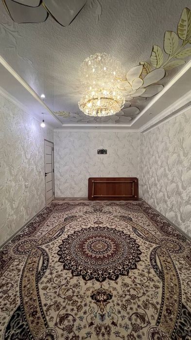 Uy sotiladi 2xonali 82m²