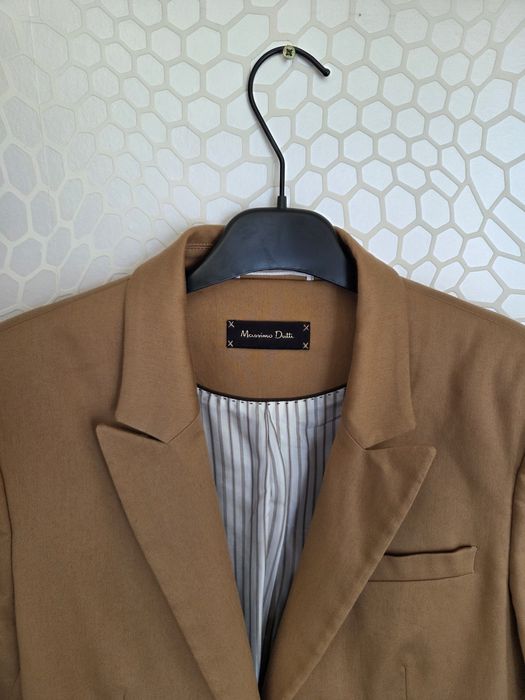 Страхотно дамско сако на  Massimo Dutti