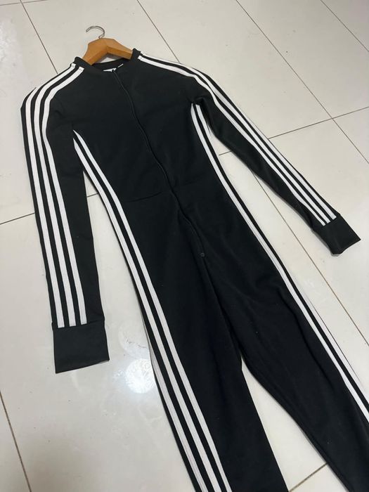 Оригинален дамски гащеризон Adidas