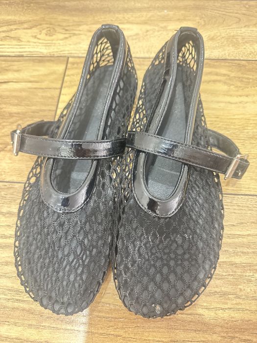 Продаю балетки Zara