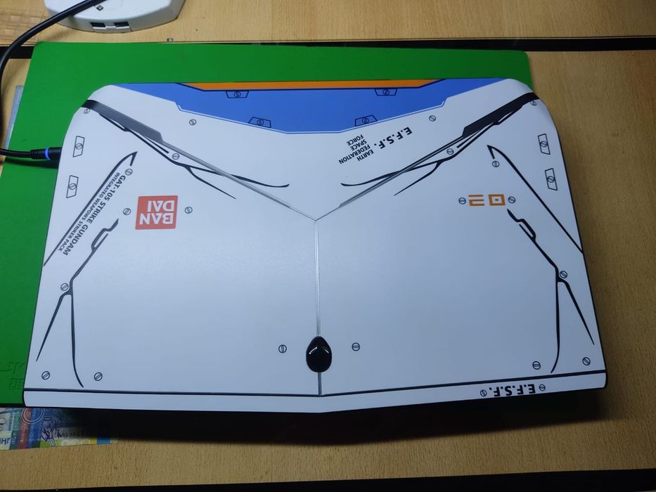 Игровой ноутбук Alienware 17r2