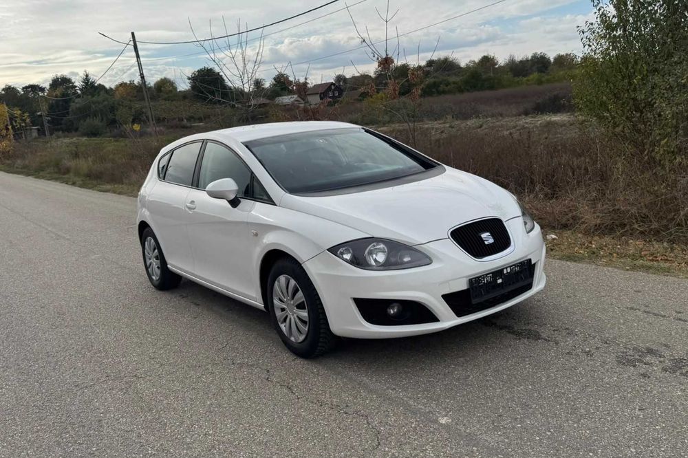 SEAT Leon 2012 — imagine 10