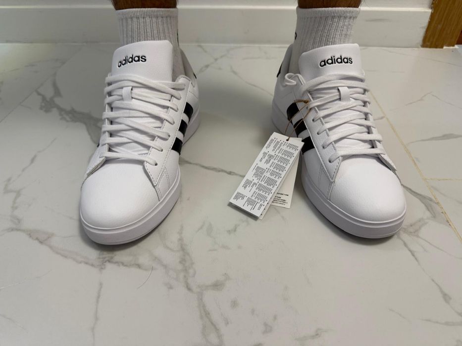 Adidas grand court 2.0