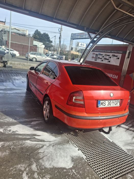 Vând Skoda Octavia 2