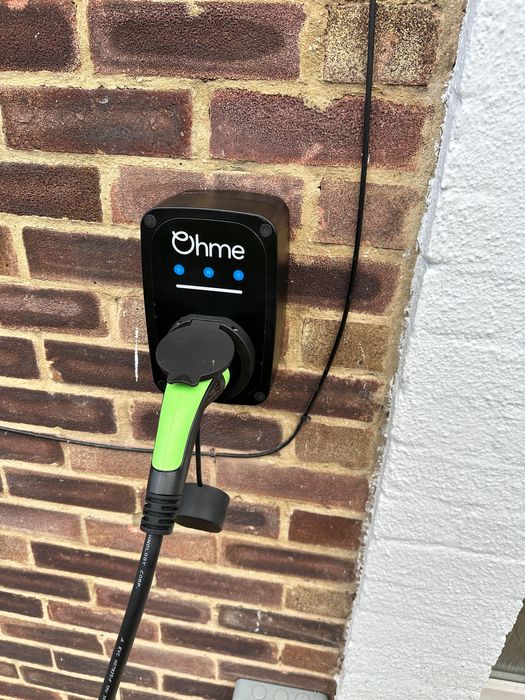 Инсталация на домашна зарядна станция