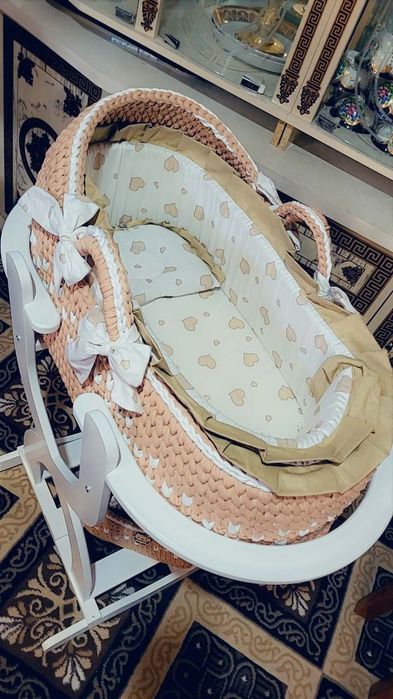 Bolajonlar uchun lyulka sifatiga javob beramiz tebranadi