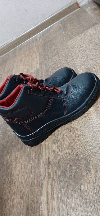 Ботинки демисезонные