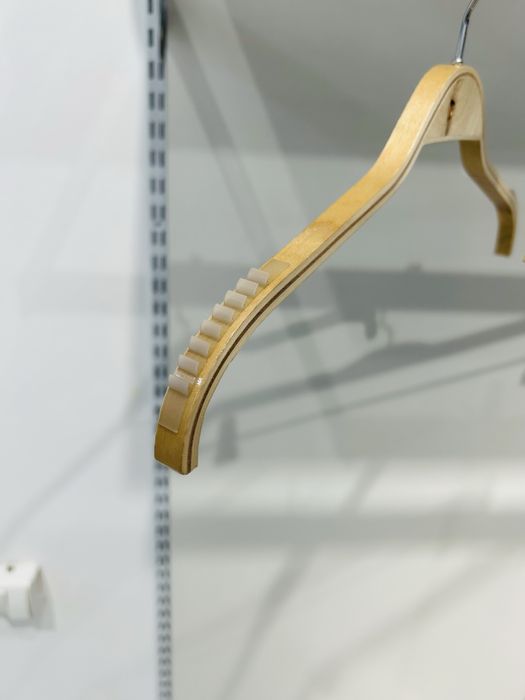 Вешалка для магазина