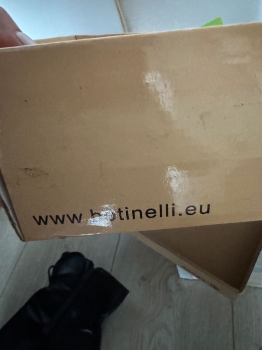 Боти на дебел ток