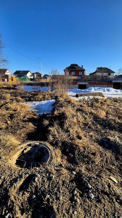 Продам 10 соток на Ормане с фундаментом / ул. Алтын Дала