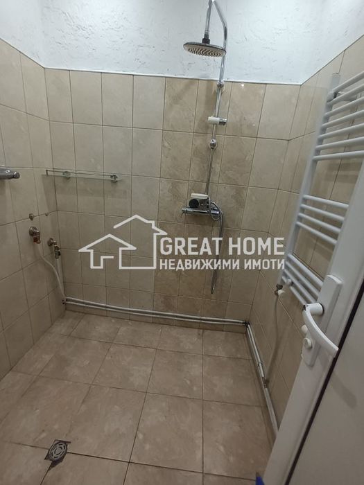 Дава се под наем Тристаен апартамент в Търговище, Център - 70 кв.м за 229.5 € - Снимка #8