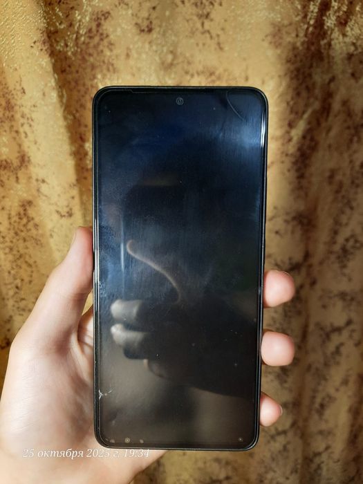 Продам смартфон redmi note 13 4g