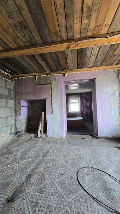 Продам 3 комн.дом район Спартак