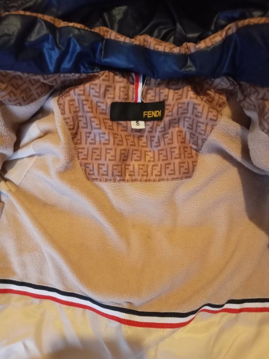 Детский комбинезон и куртки