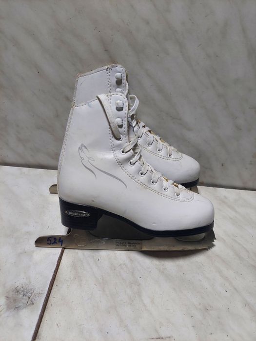 Patine gheata 524 N patinaj artistic  marime eu 33 ( 21 cm)