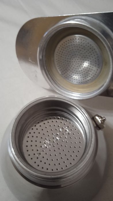 Комплект кафеварка с 2 броя чаши Set Mini Bialetti индукционна черна