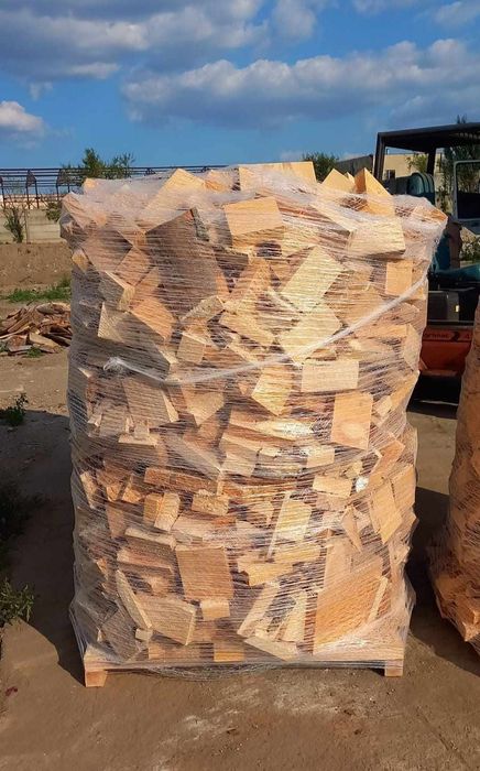 Depozit lemne de foc Arad grădiște Doar esență tare CER FAG CARPEN