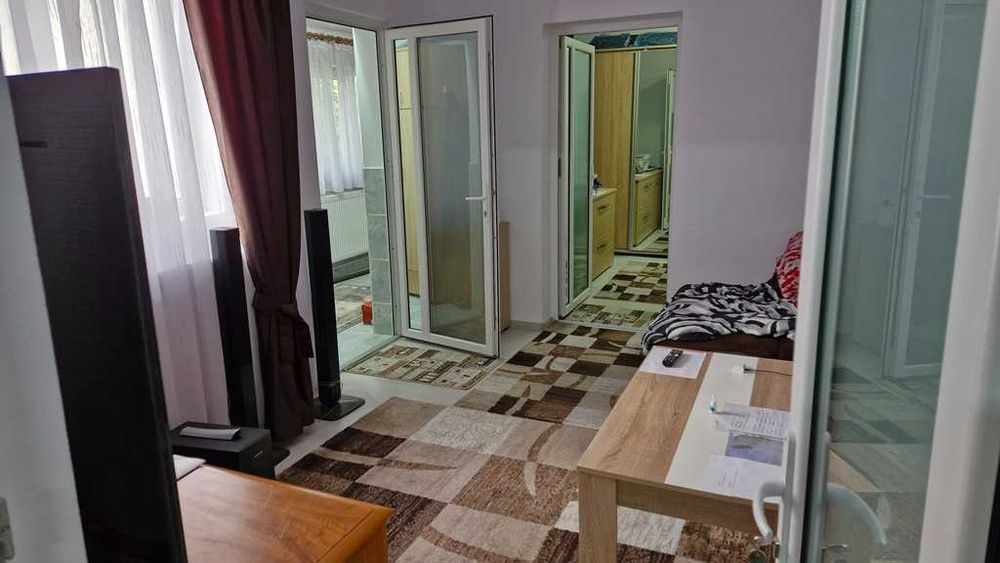 Vand casa str. Cazasului