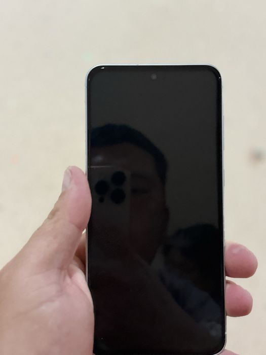 Samsung A56 8#256 Holati zor 15 gun boldi olganina telifonga garata bo