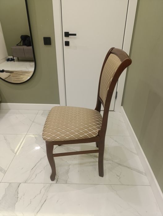 Набор из 6 стульев