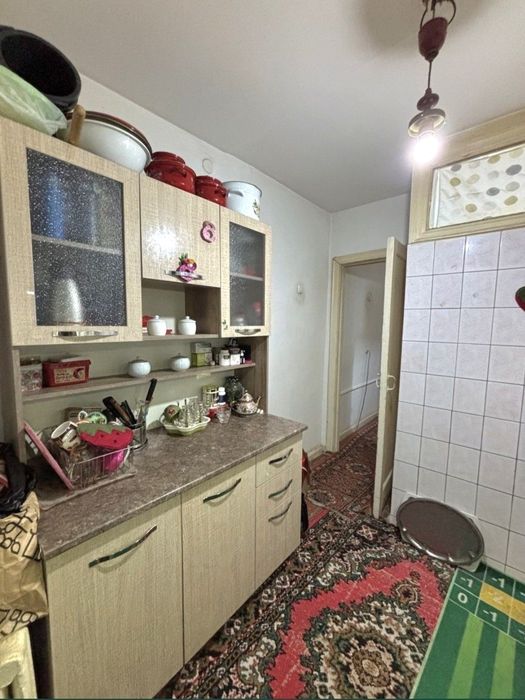 Венгерская 3х комнатная, кирпич, балкон 2×6, на 2м этаже