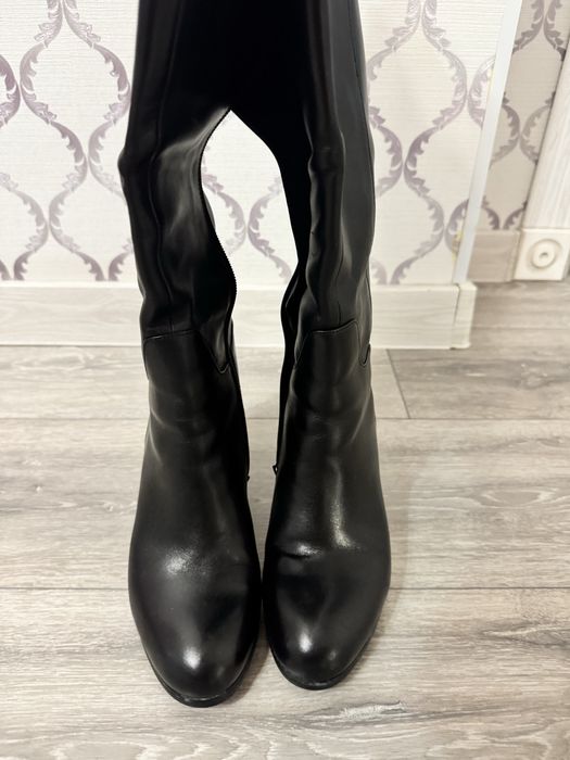 Продам сапоги Basconi