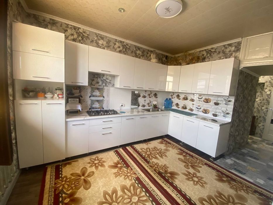 Ошхона учун шинам,ко'ркам ва хамйонбоп мебеллар