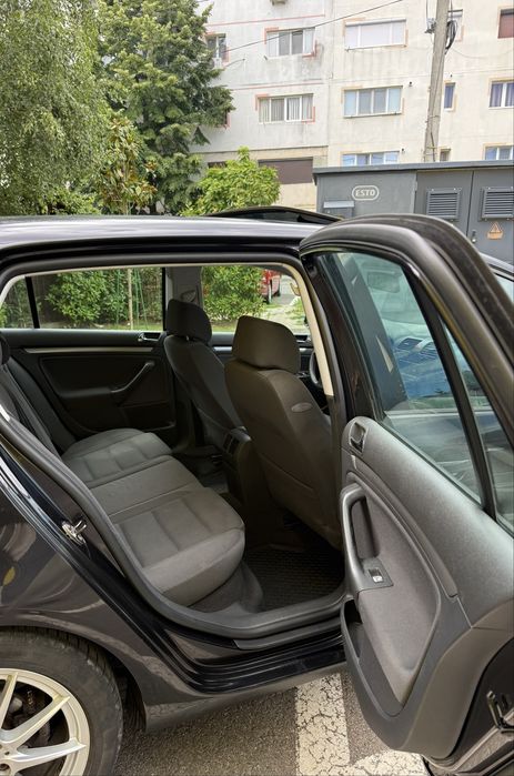 Volkswagen Golf 5, 1.4 Benzina, 2005, Trapa