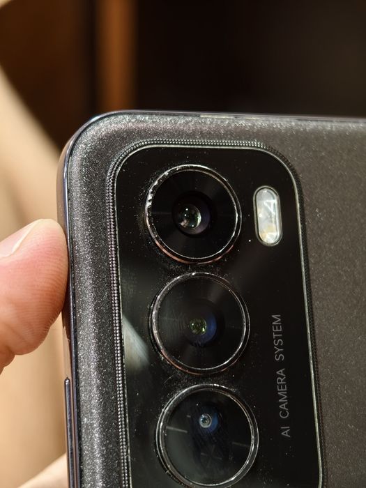 Oppo reno 12 pro 5g (12/512)