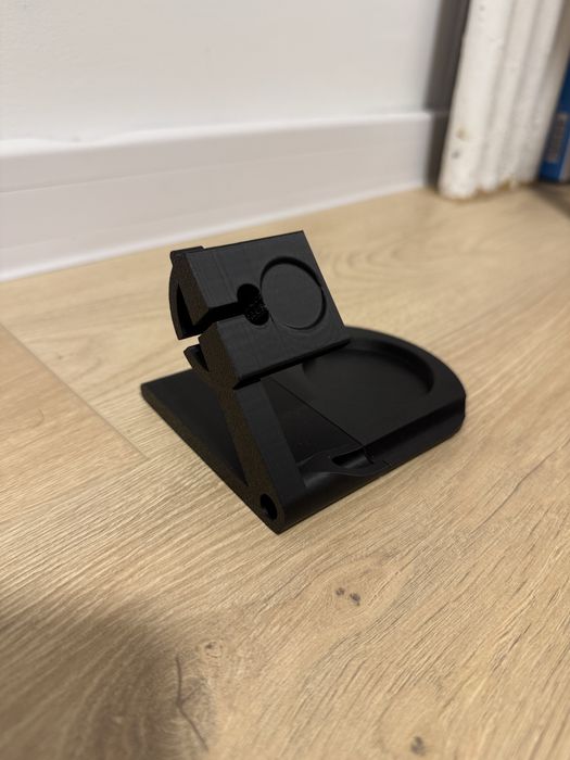 Зарядна станция за iPhone и Garmin