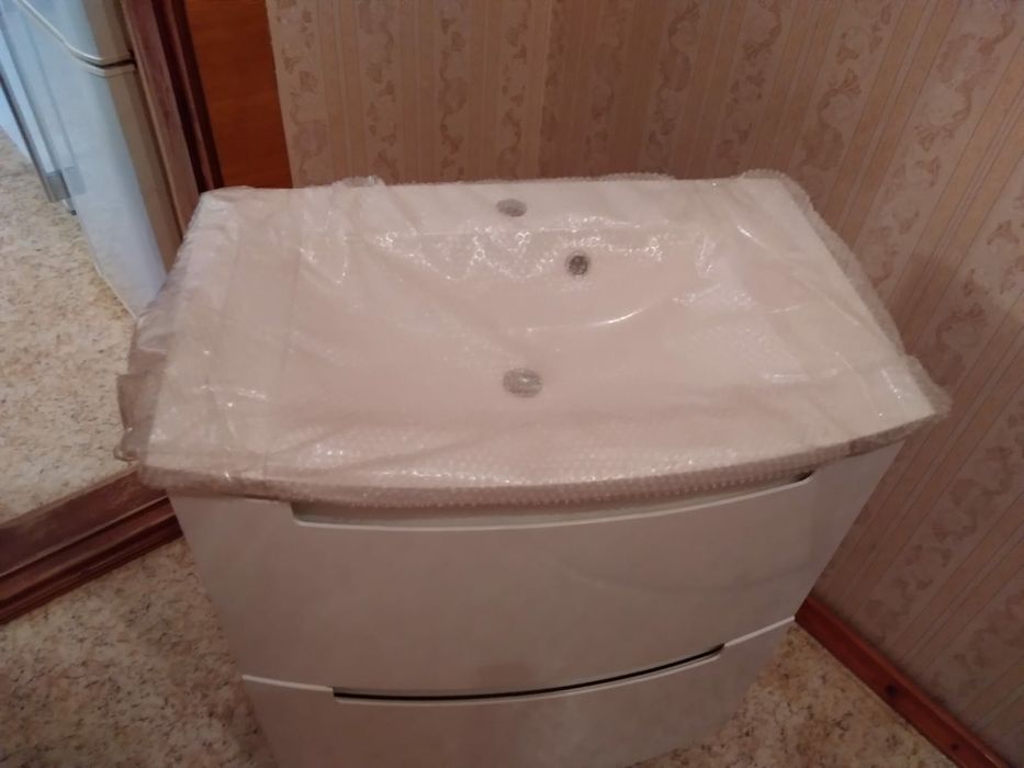 Тумба с умывальником