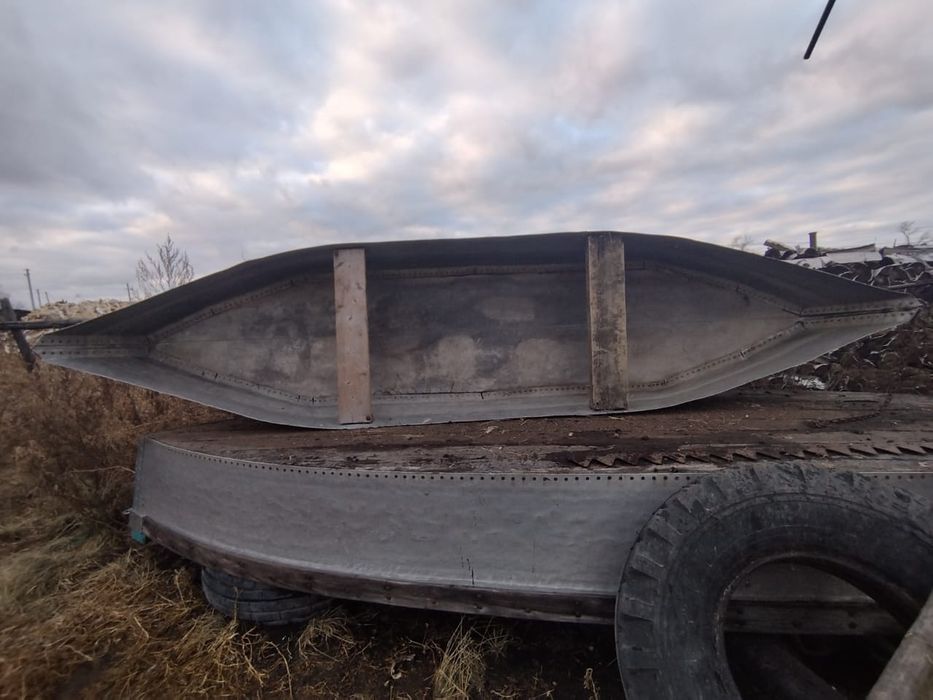 Продам  лодку дюралевую